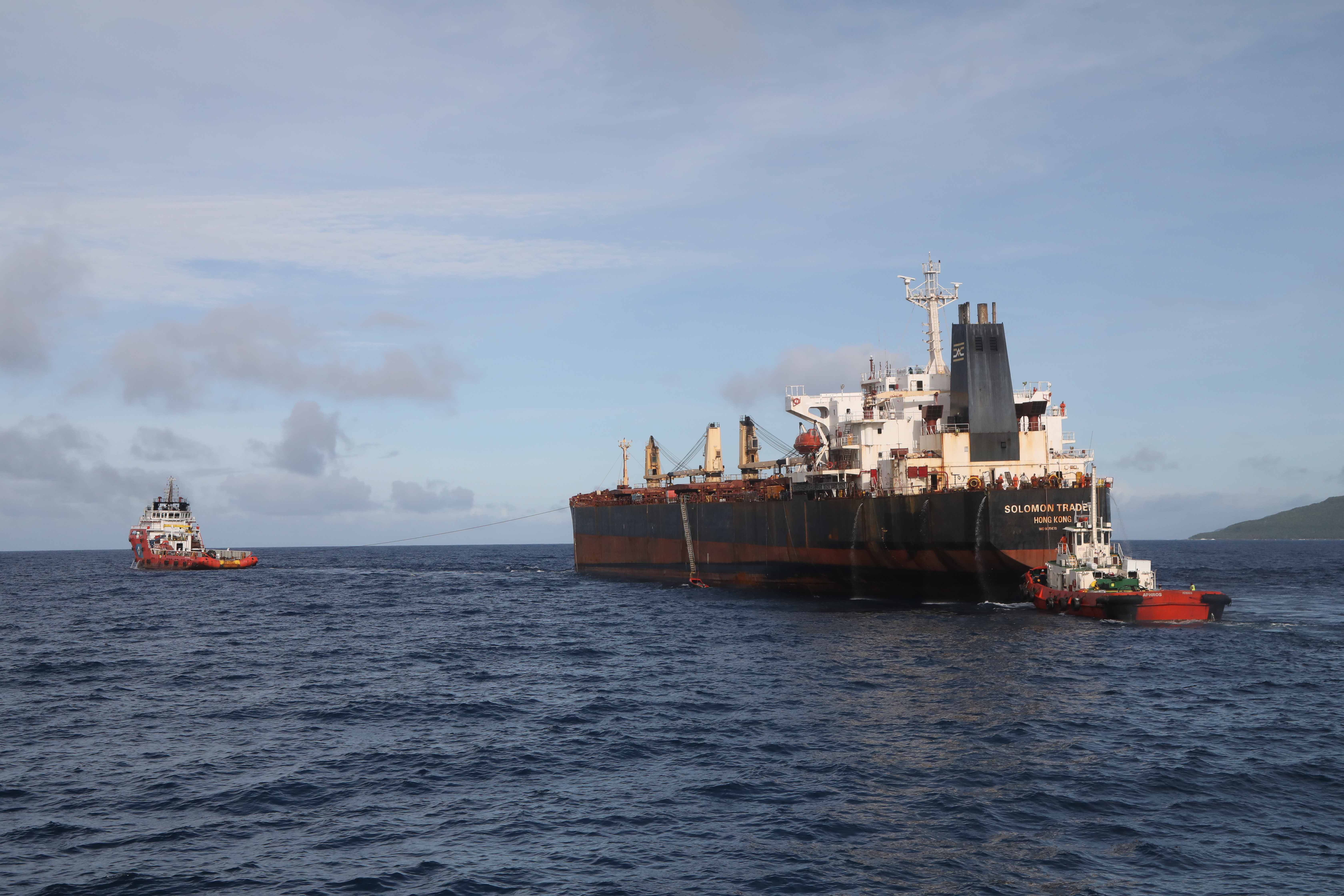 The Solomon Trader being towed